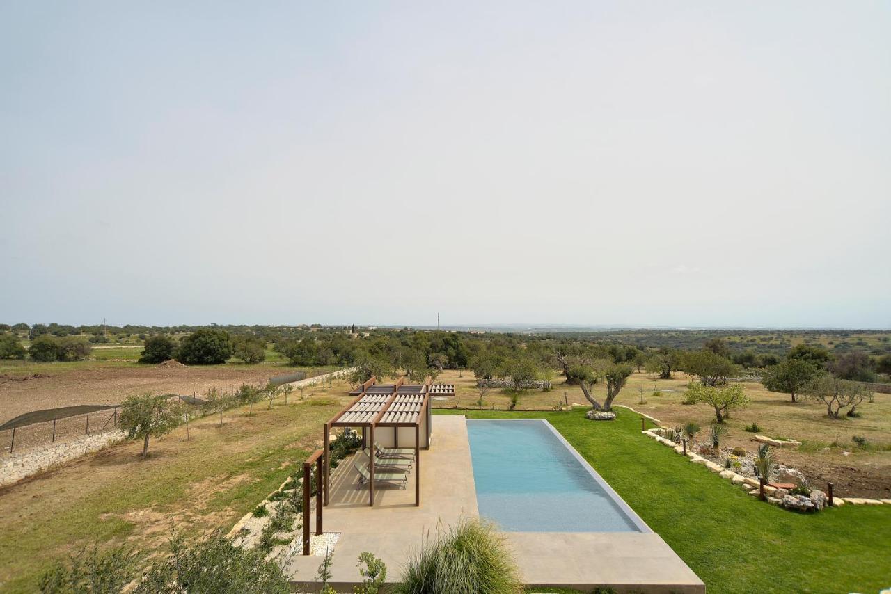 La Casazza - Country House Apartment Rosolini Bagian luar foto