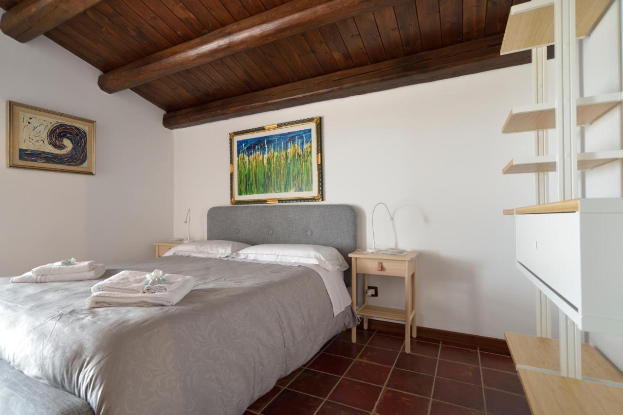 La Casazza - Country House Apartment Rosolini Bagian luar foto